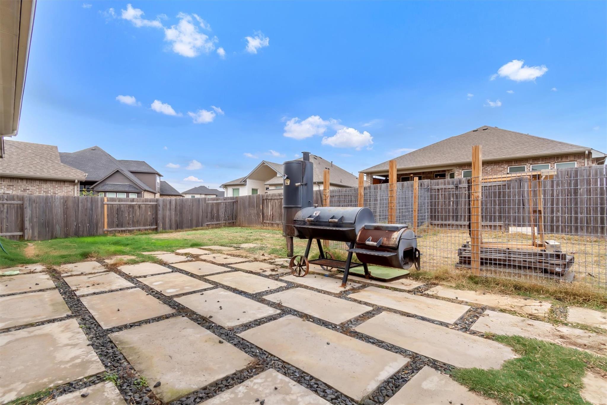 487 Gamble Dr, Buda, TX 78610