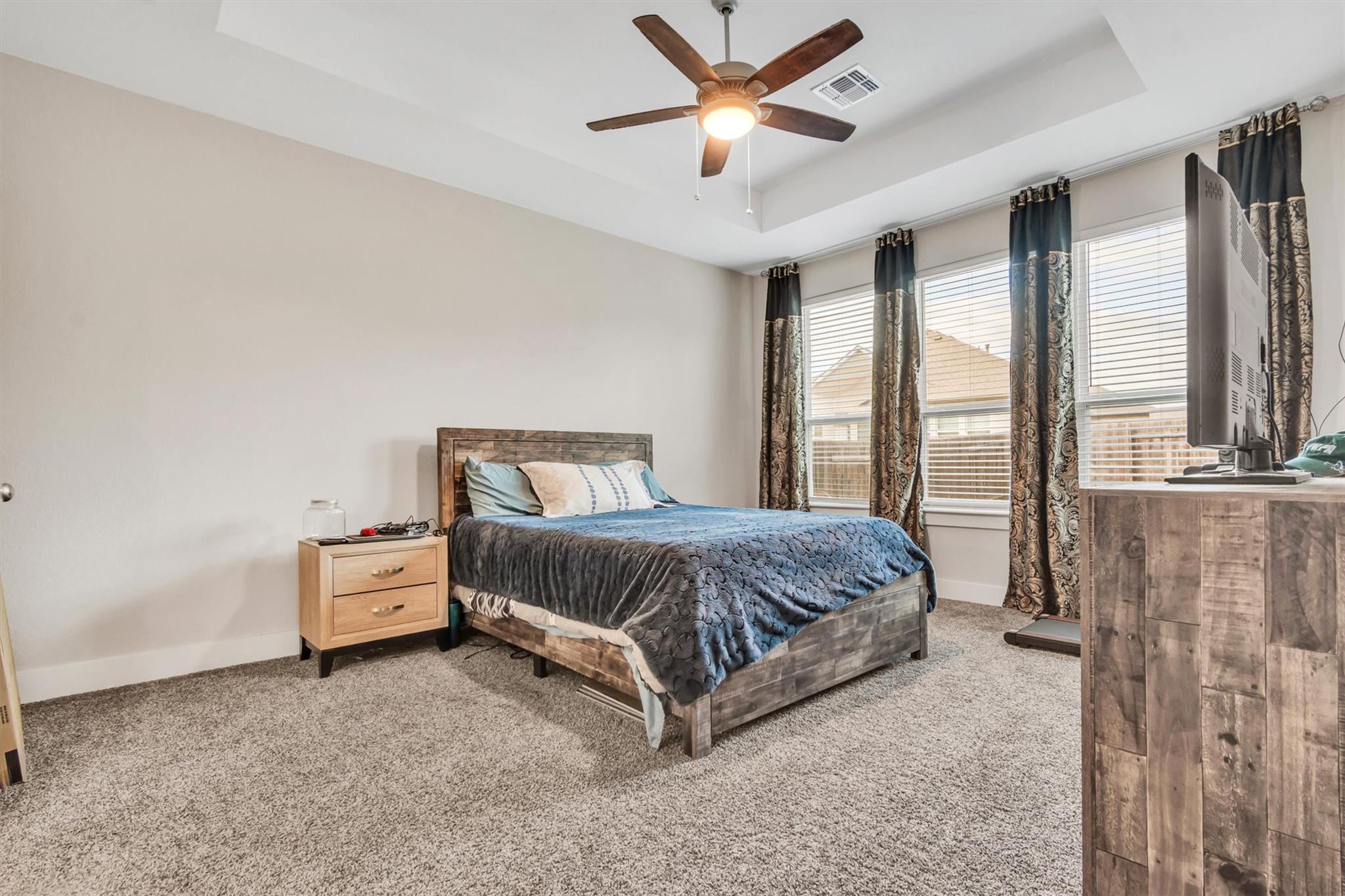 487 Gamble Dr, Buda, TX 78610