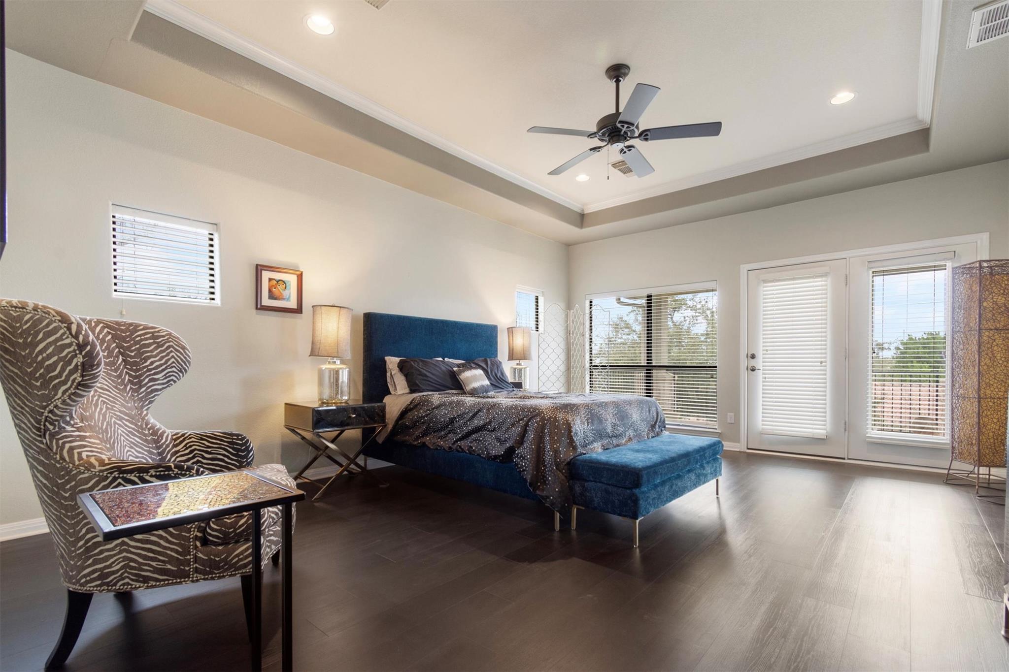 6 Monarch Oaks Ln, Austin, TX 78738