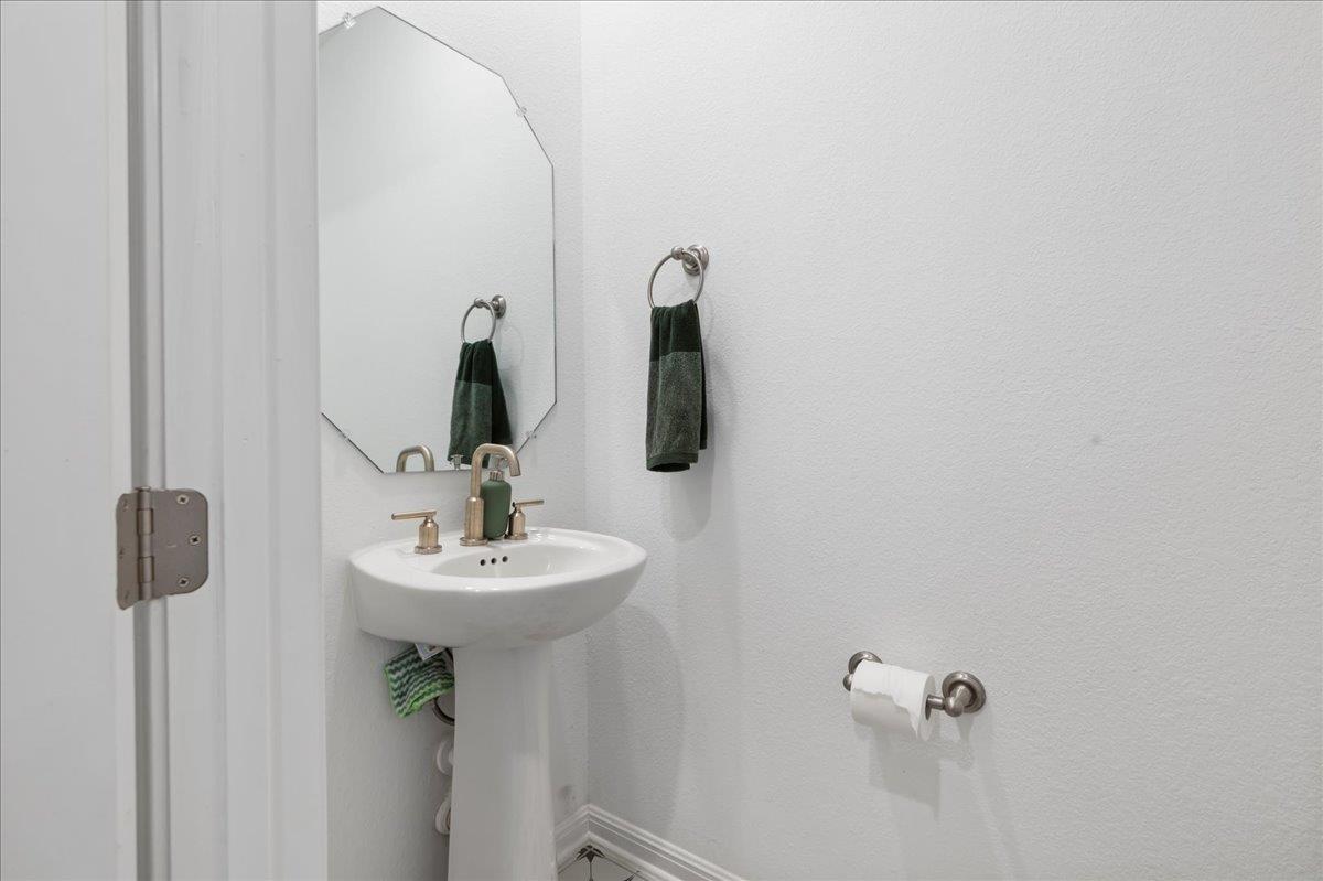 209 Terra Manor Trl, Georgetown, TX 78628