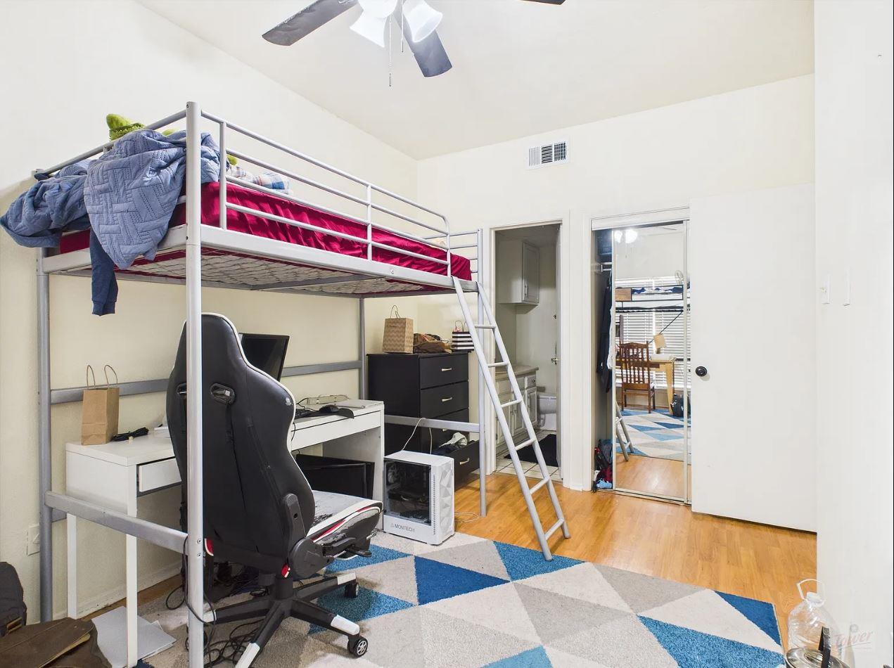 806 W 24th St # 126, Austin, TX 78705