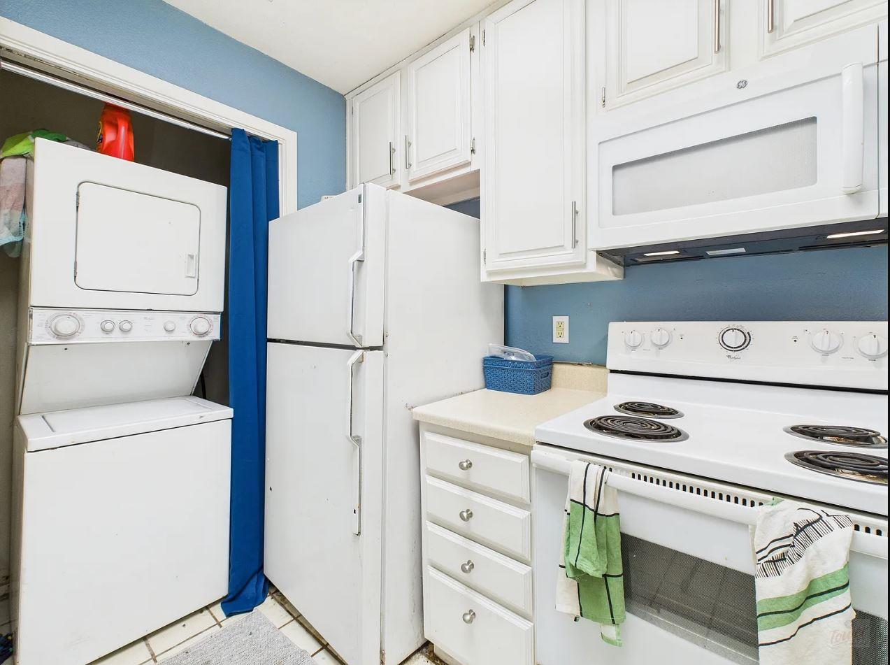 806 W 24th St # 126, Austin, TX 78705