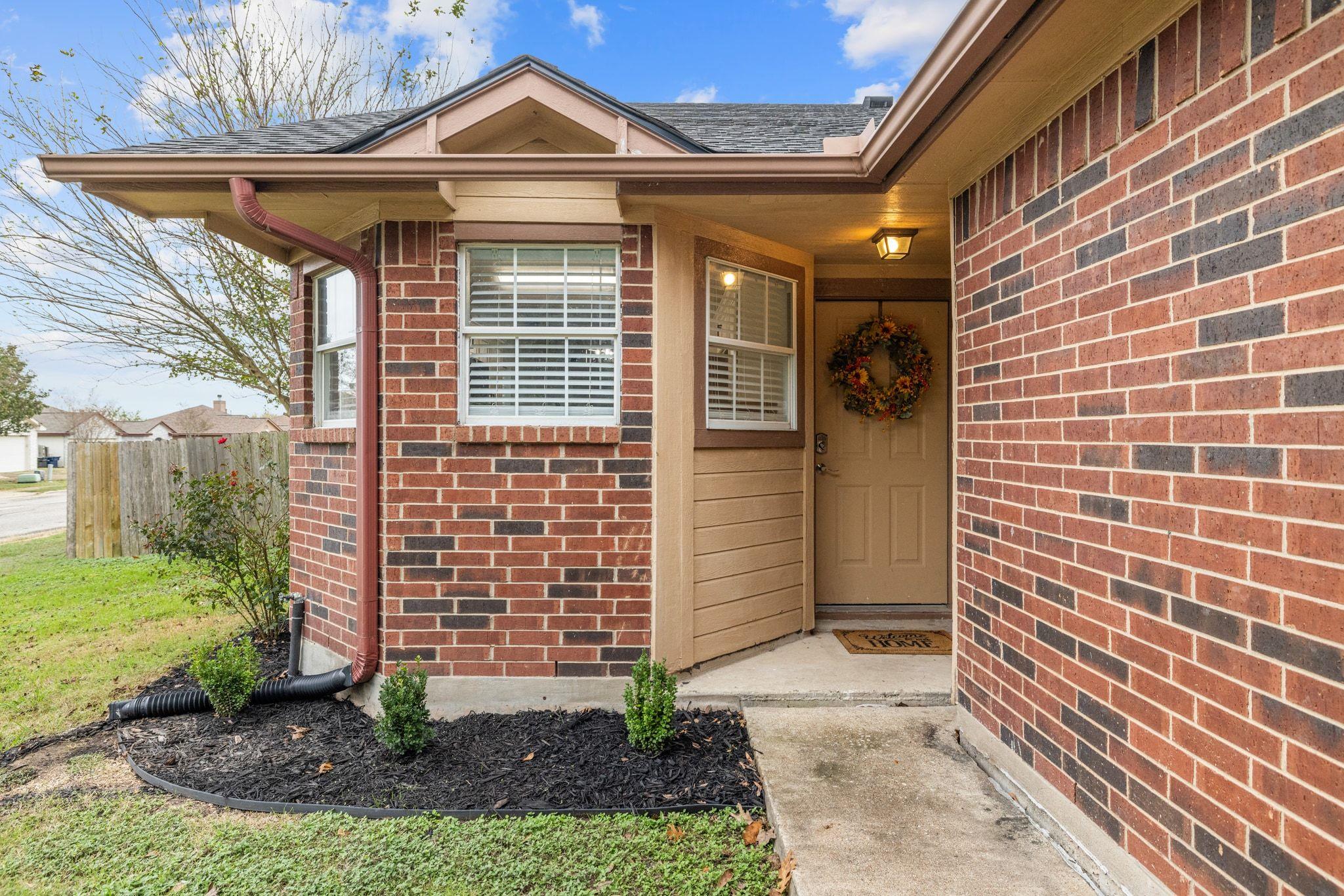 116 Cotton Creek Way, Hutto, TX 78634