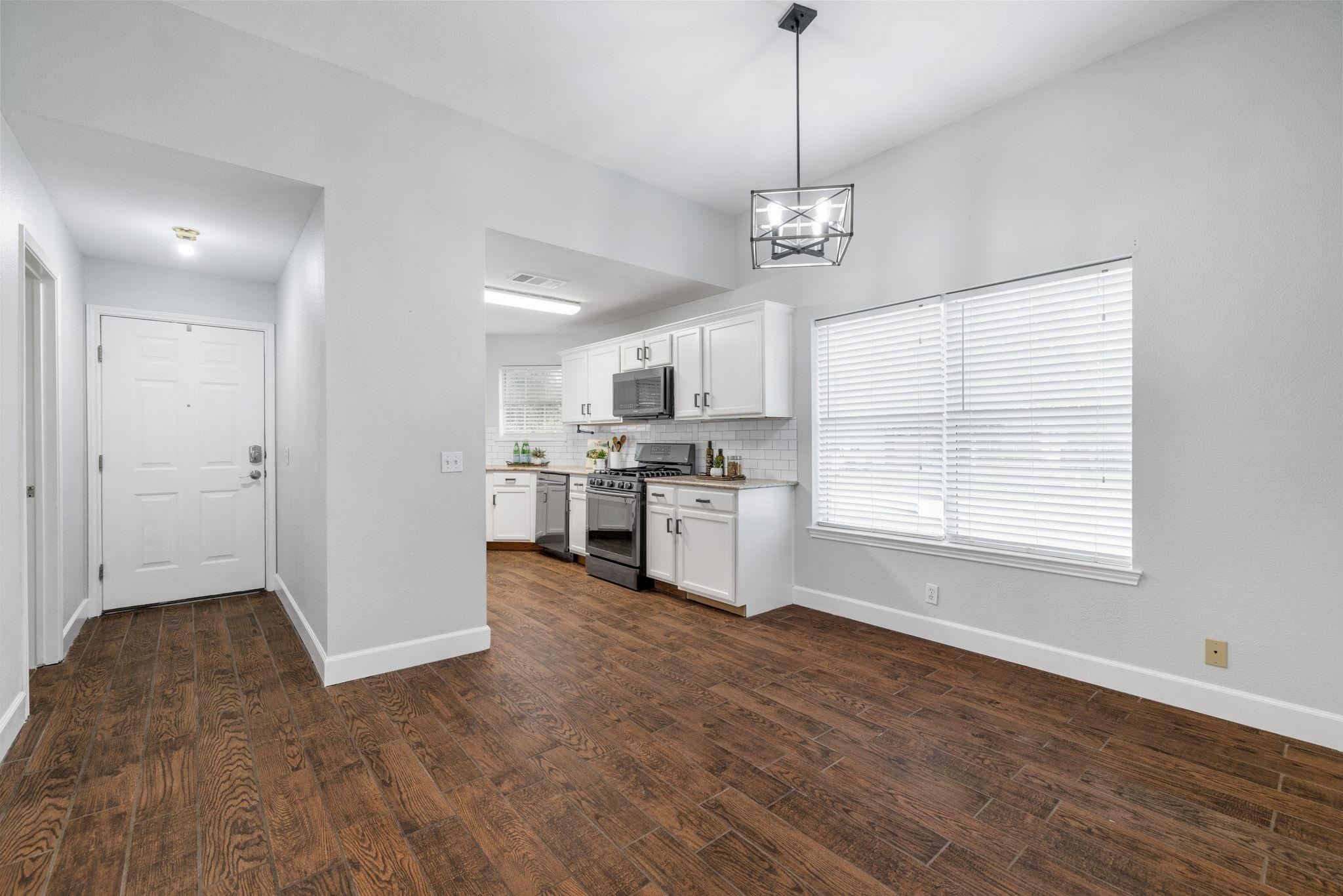 116 Cotton Creek Way, Hutto, TX 78634