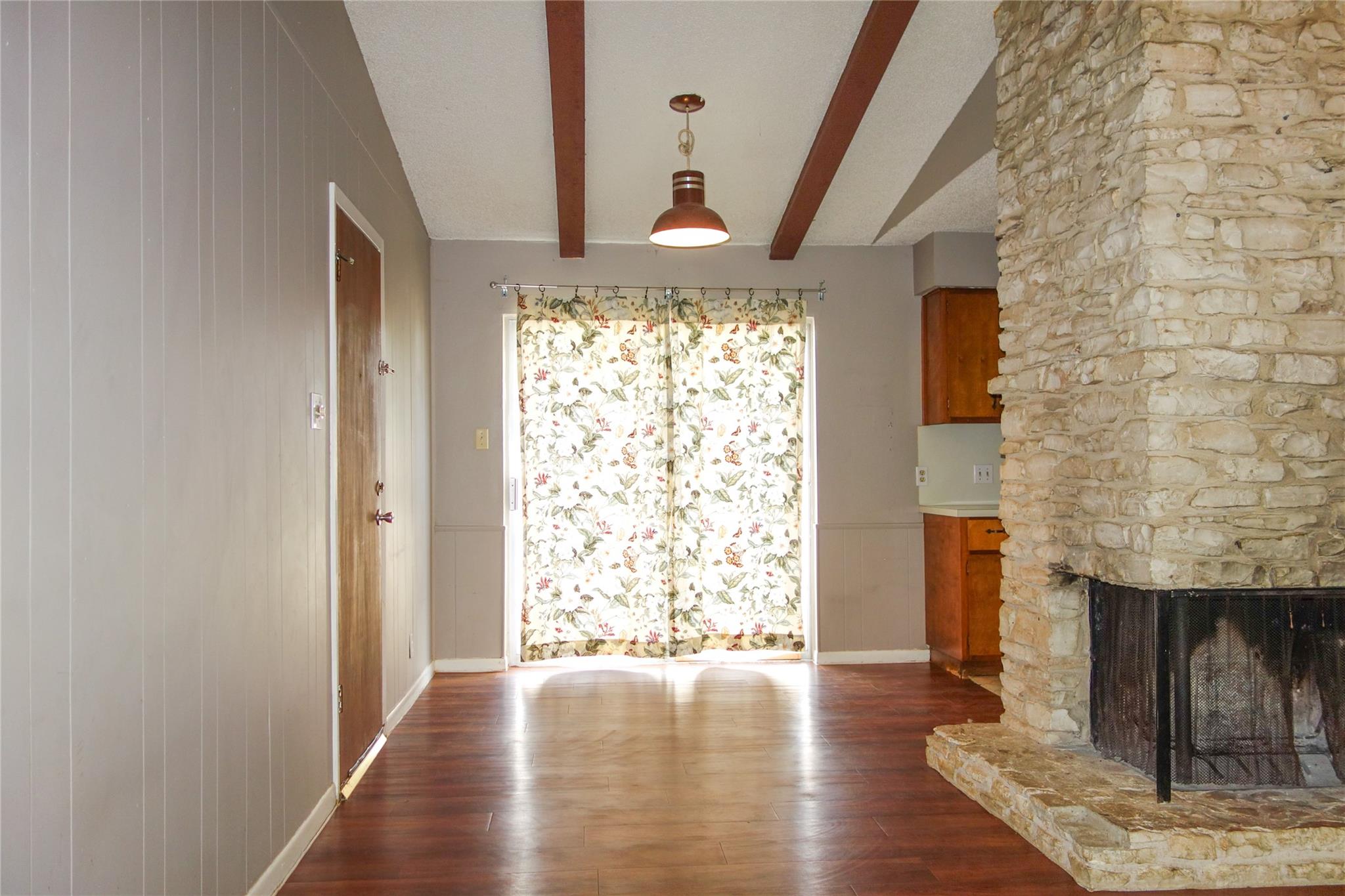 1416 Cardinal Hill Dr # B, Austin, TX 78758