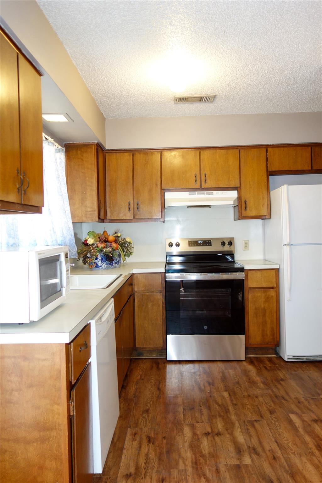 1416 Cardinal Hill Dr # B, Austin, TX 78758