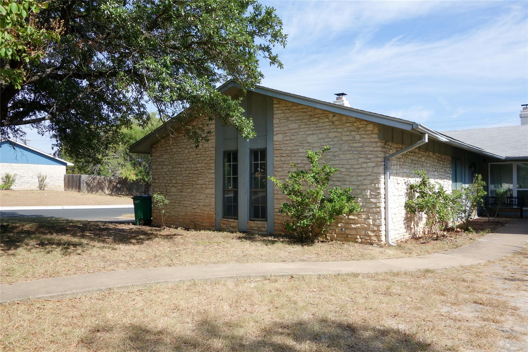 1416 Cardinal Hill Dr # B, Austin, TX 78758