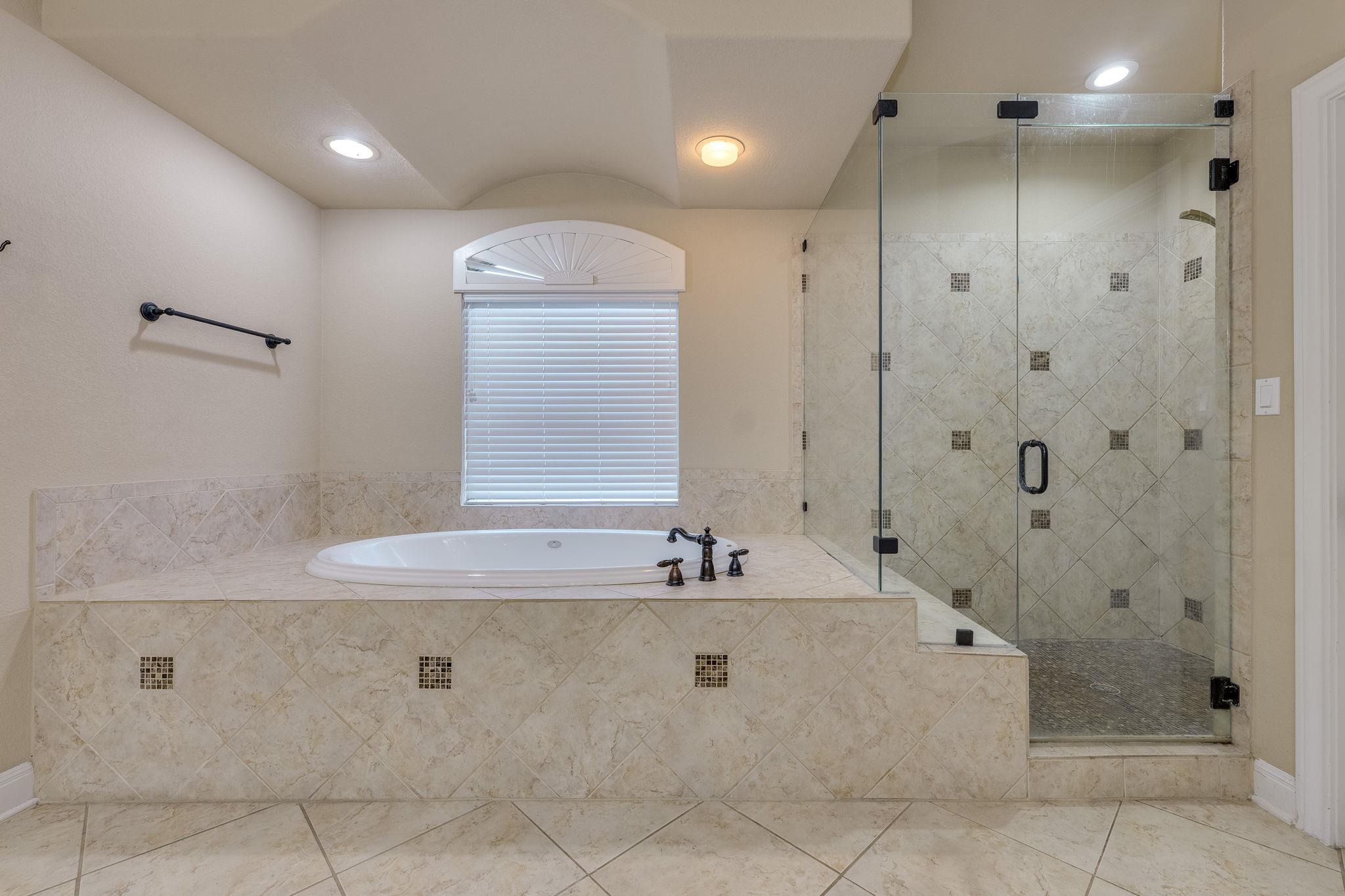 11629 Woodland Hills Trl, Austin, TX 78732