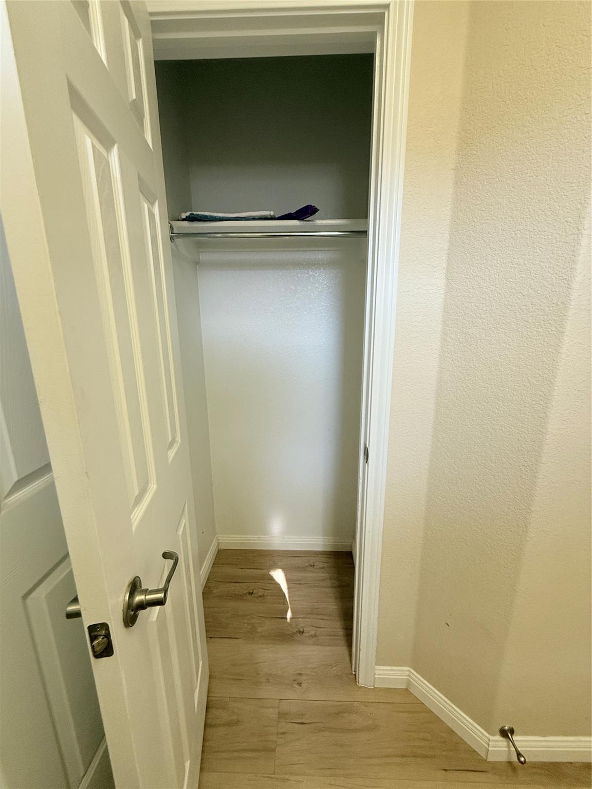 129 Essex Ln, Georgetown, TX 78633