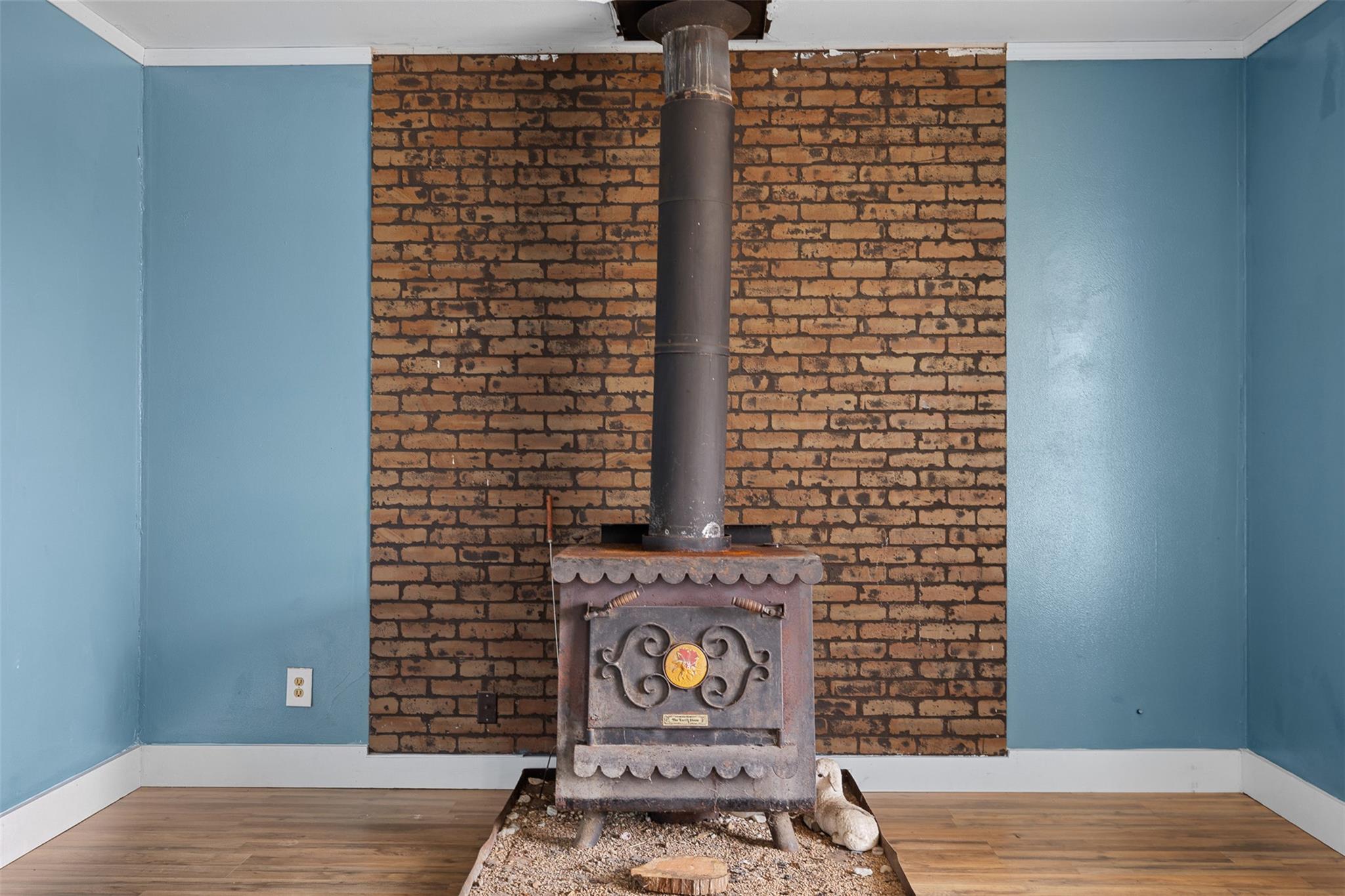 148 E Boundary St, Giddings, TX 78942