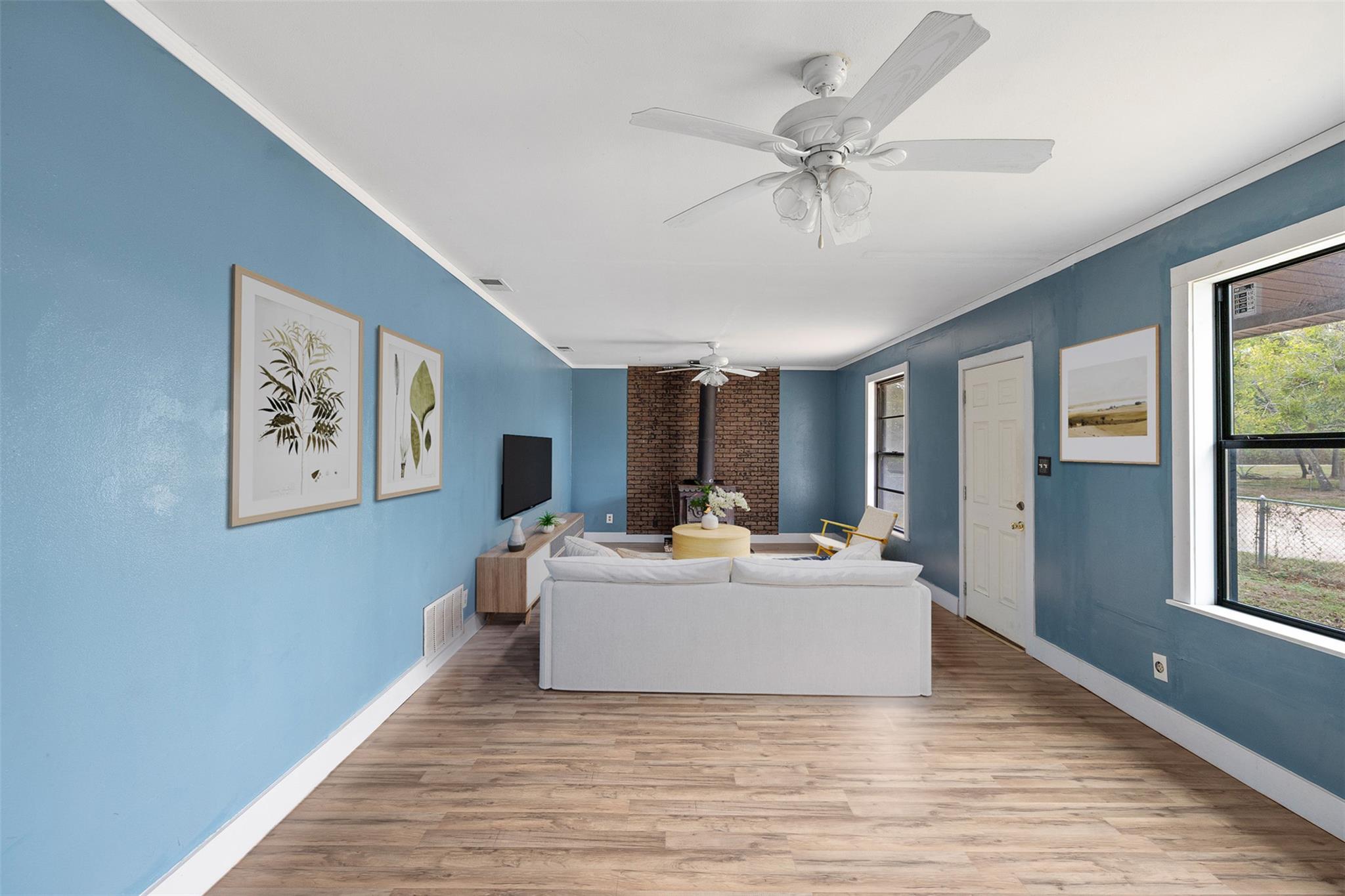 148 E Boundary St, Giddings, TX 78942