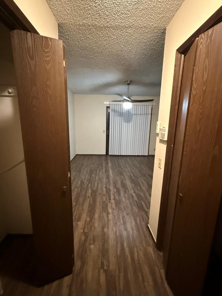 907 E Meadowmere Ln, Austin, TX 78758