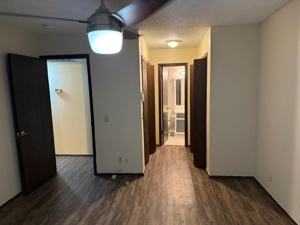 907 E Meadowmere Ln, Austin, TX 78758