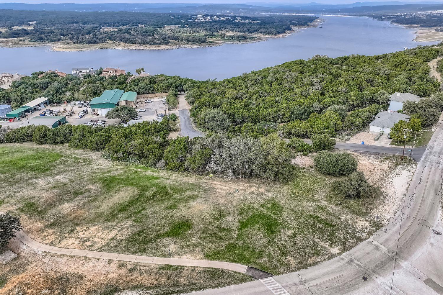 21009 Seminole Dr, Leander, TX 78645