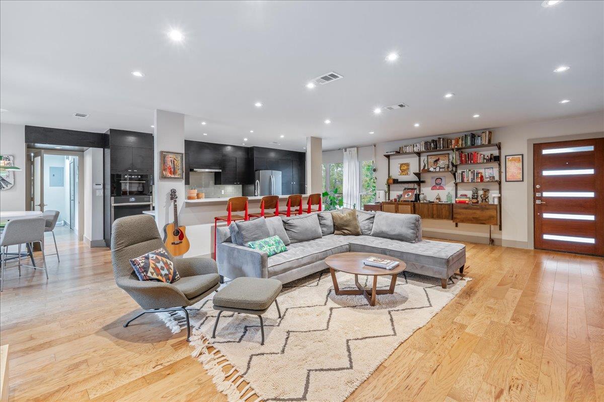 6203 Hylawn Dr, Austin, TX 78723