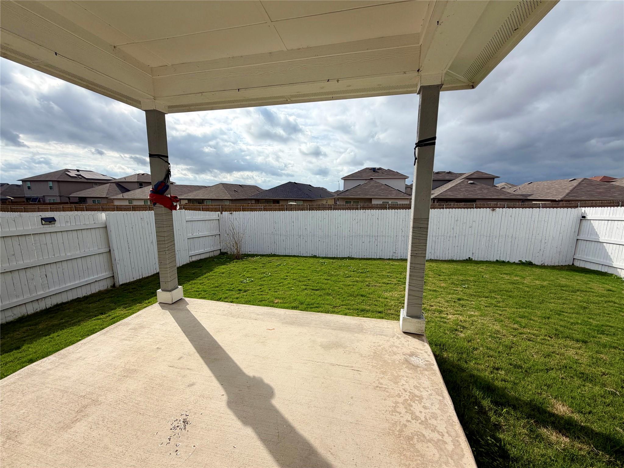 159 Appleberry Ln, Elgin, TX 78621