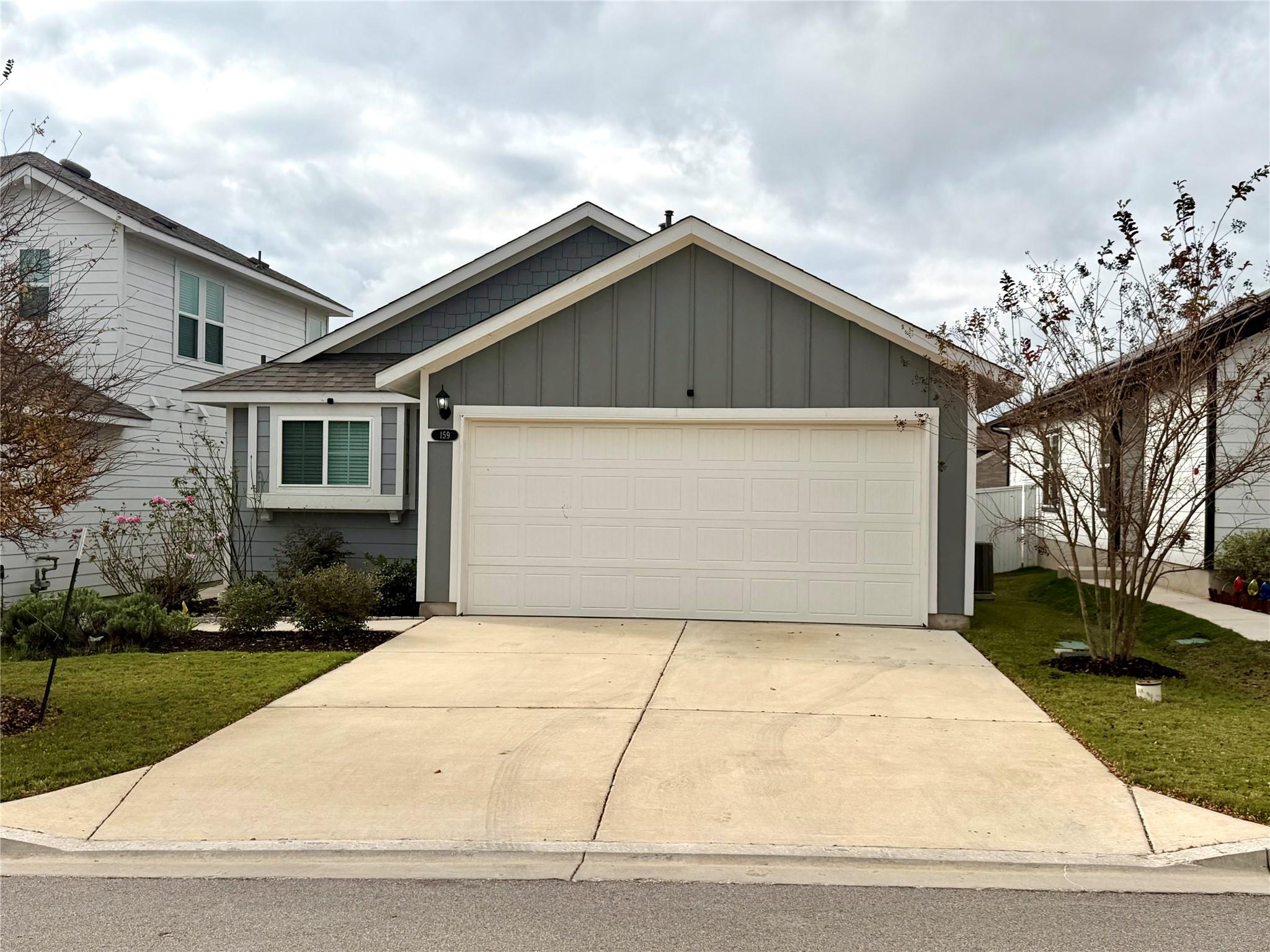 159 Appleberry Ln, Elgin, TX 78621