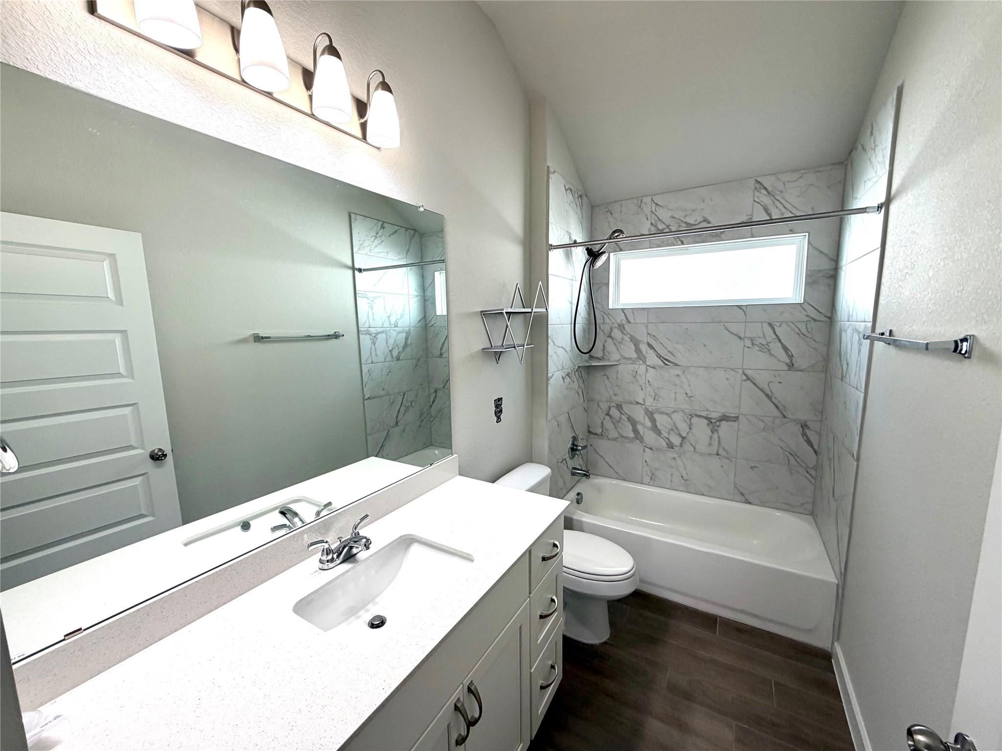 159 Appleberry Ln, Elgin, TX 78621