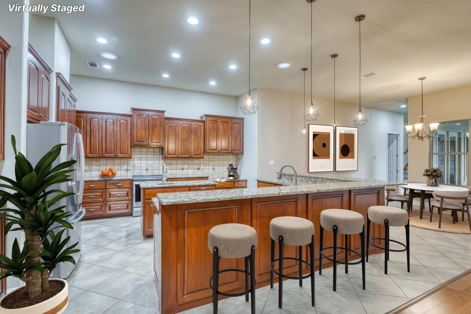 114 Preston Trl, Meadowlakes, TX 78654