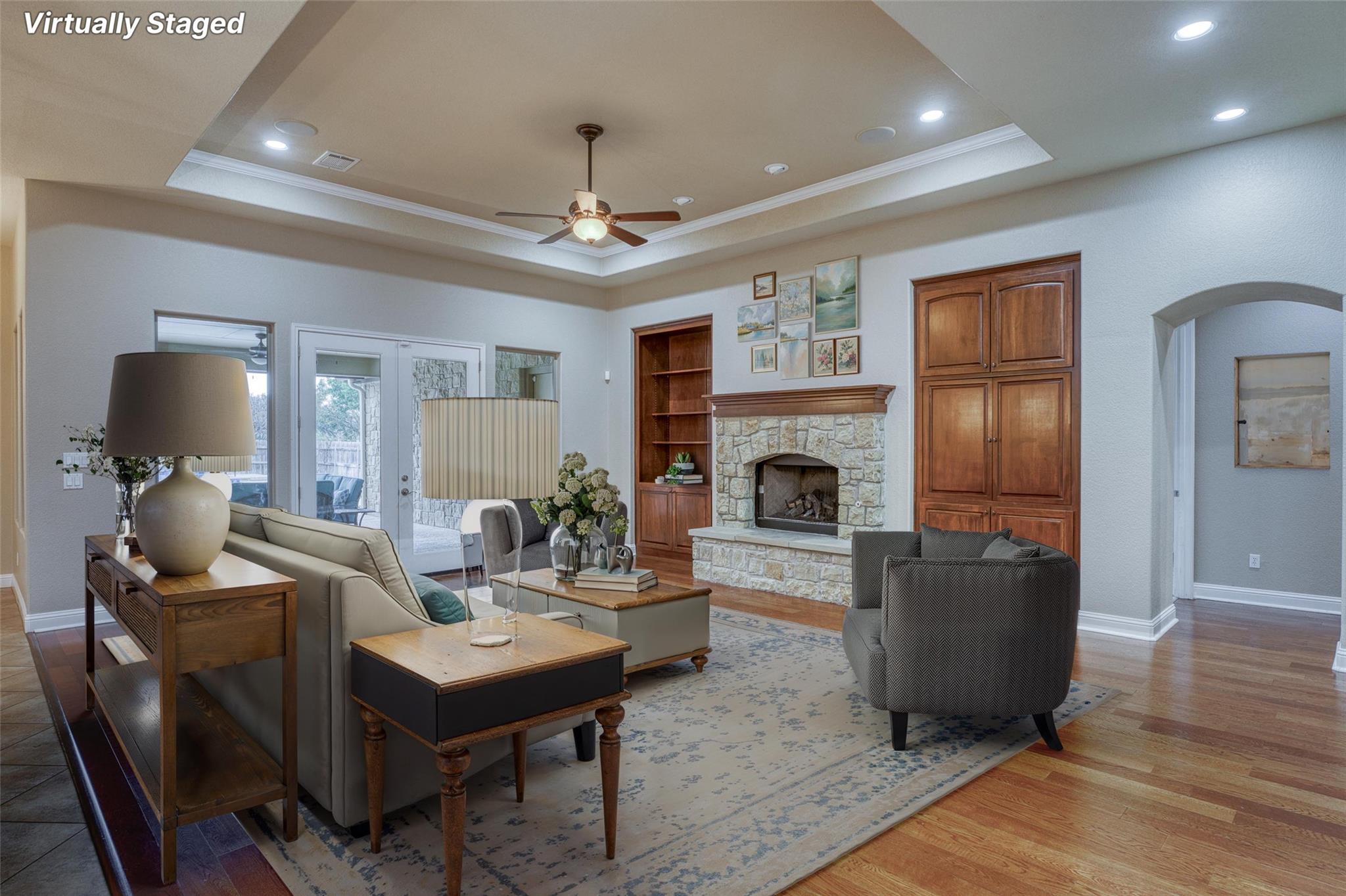 114 Preston Trl, Meadowlakes, TX 78654