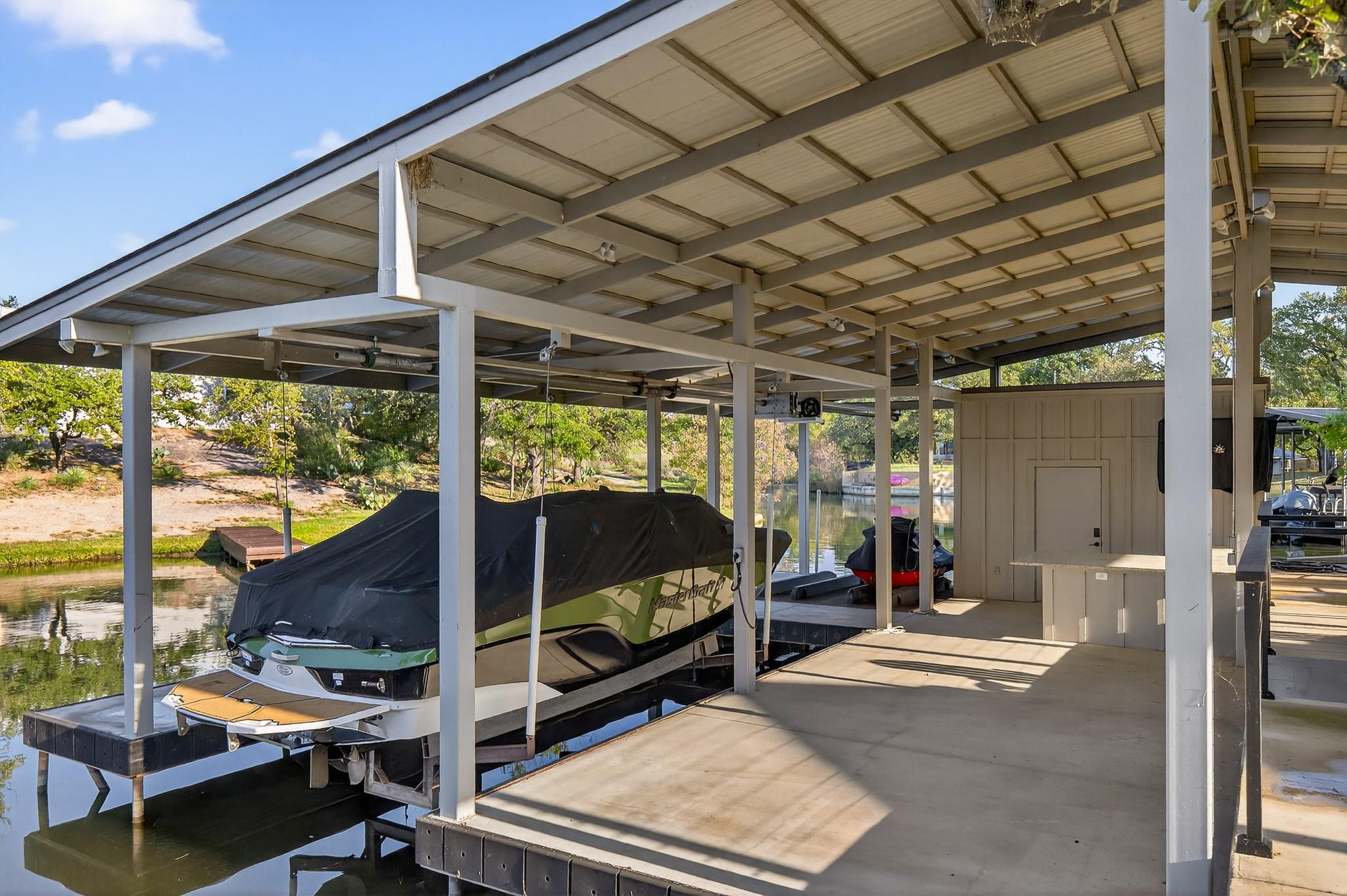 1011 Moss Downs, Granite Shoals, TX 78654