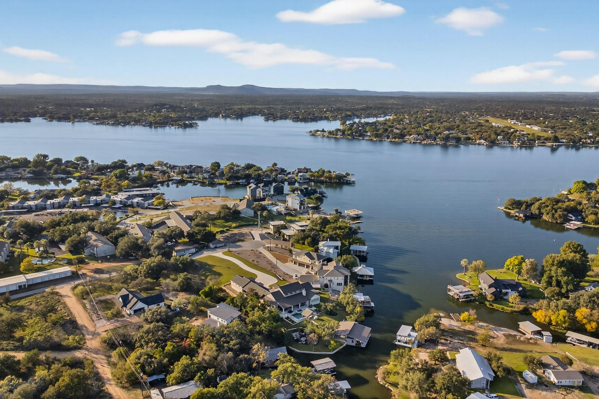 1011 Moss Downs, Granite Shoals, TX 78654