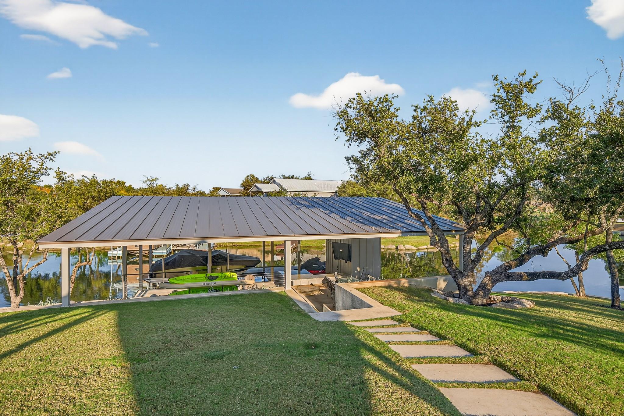 1011 Moss Downs, Granite Shoals, TX 78654