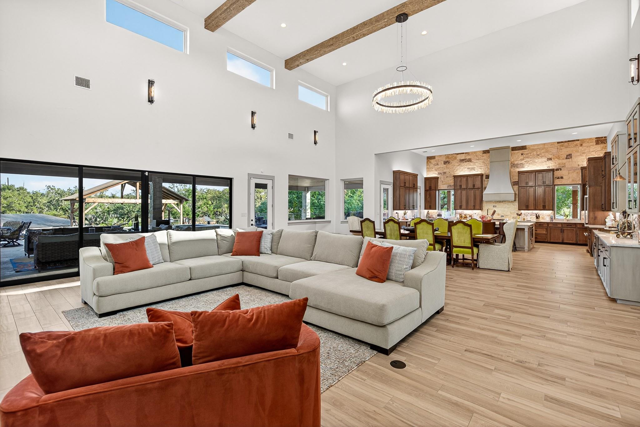 1011 Moss Downs, Granite Shoals, TX 78654