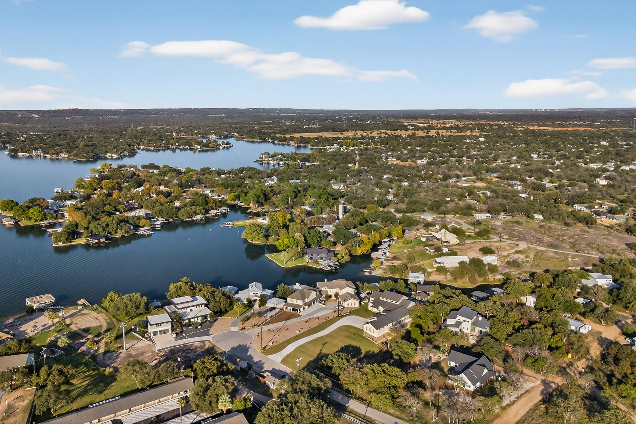 1011 Moss Downs, Granite Shoals, TX 78654