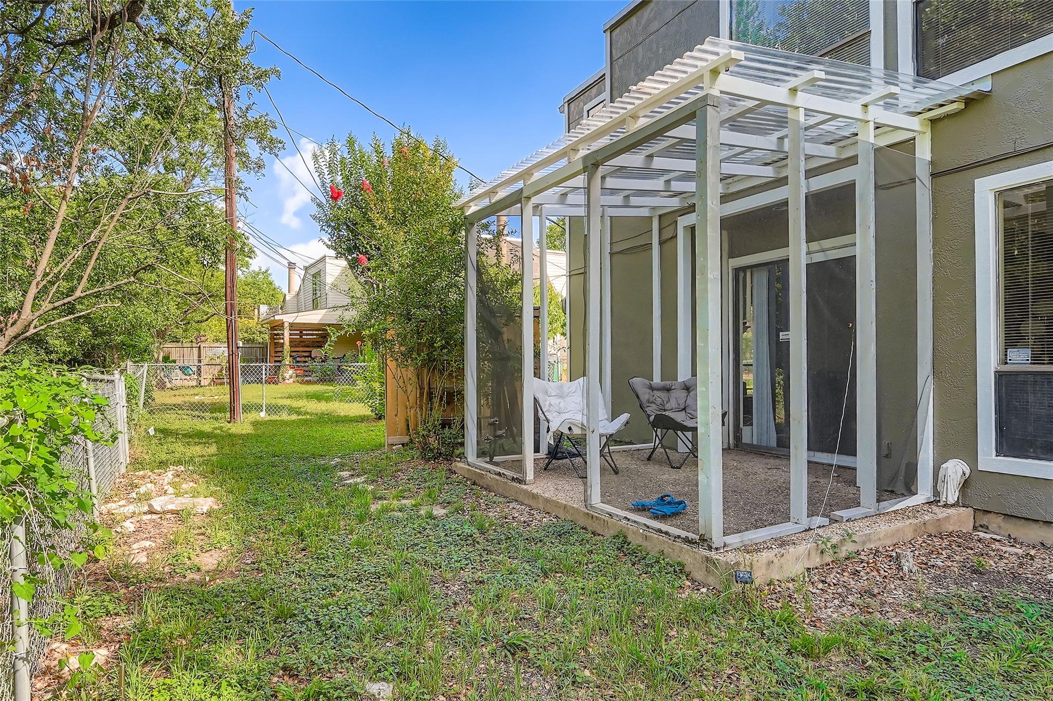 6810 Thorncliffe Dr # B, Austin, TX 78731