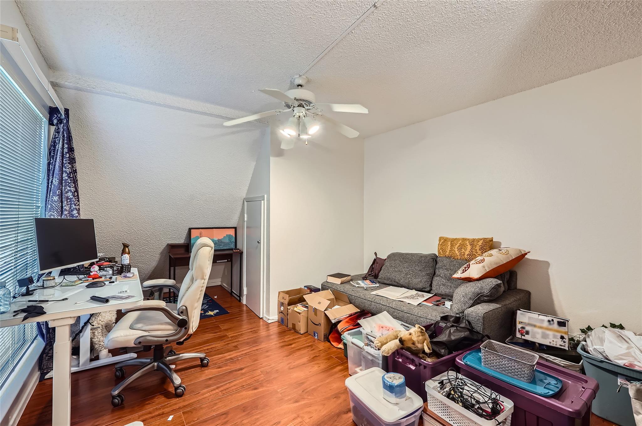 6810 Thorncliffe Dr # B, Austin, TX 78731