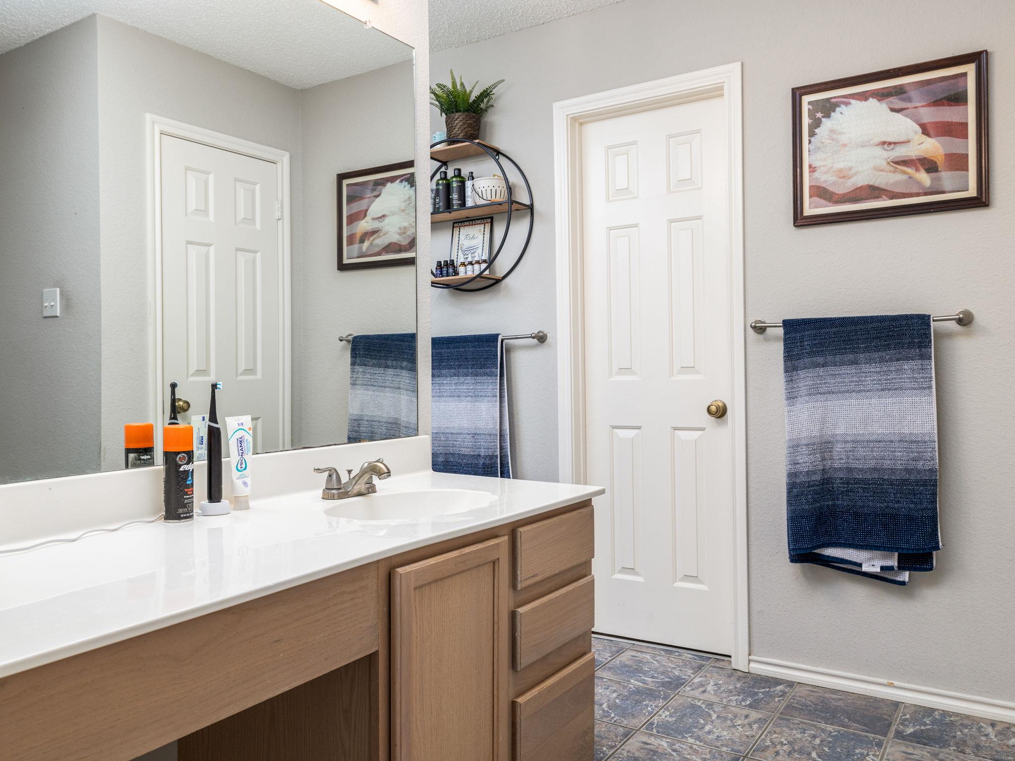 805 Betterman Dr, Pflugerville, TX 78660