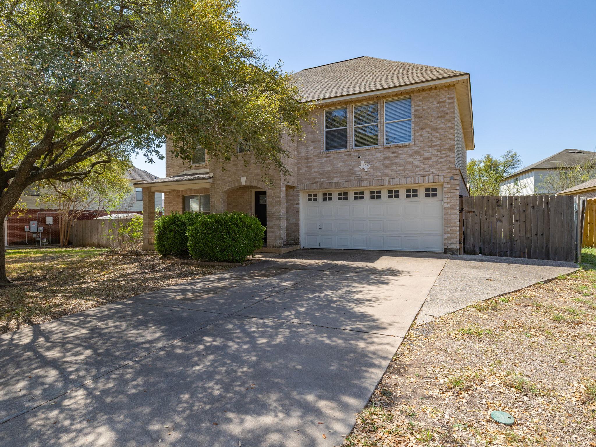 805 Betterman Dr, Pflugerville, TX 78660