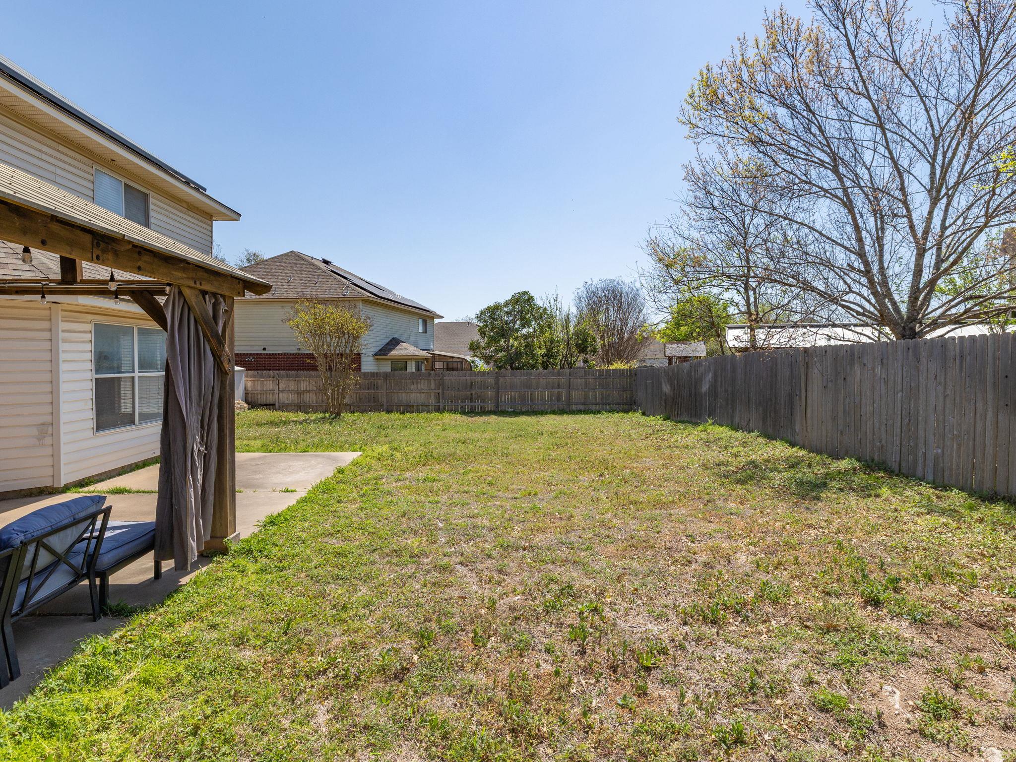 805 Betterman Dr, Pflugerville, TX 78660