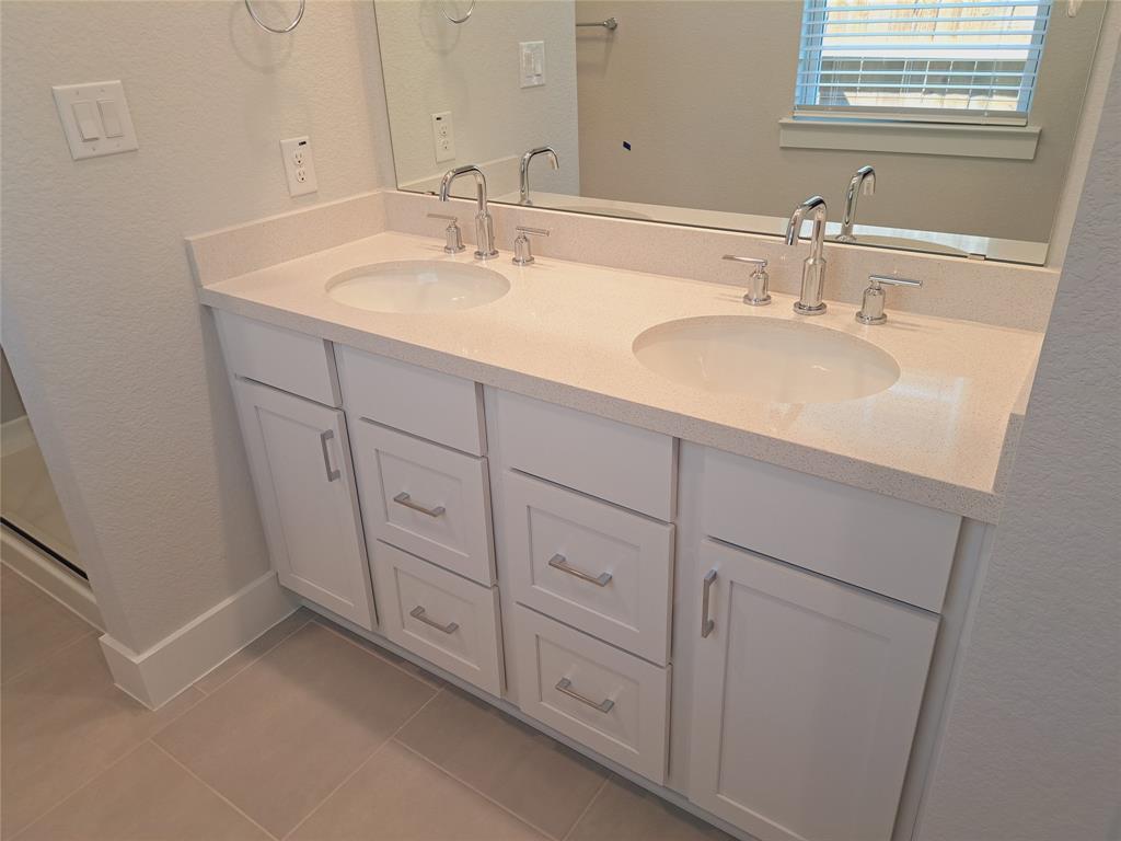 1720 Purple Martin Dr, Pflugerville, TX 78660