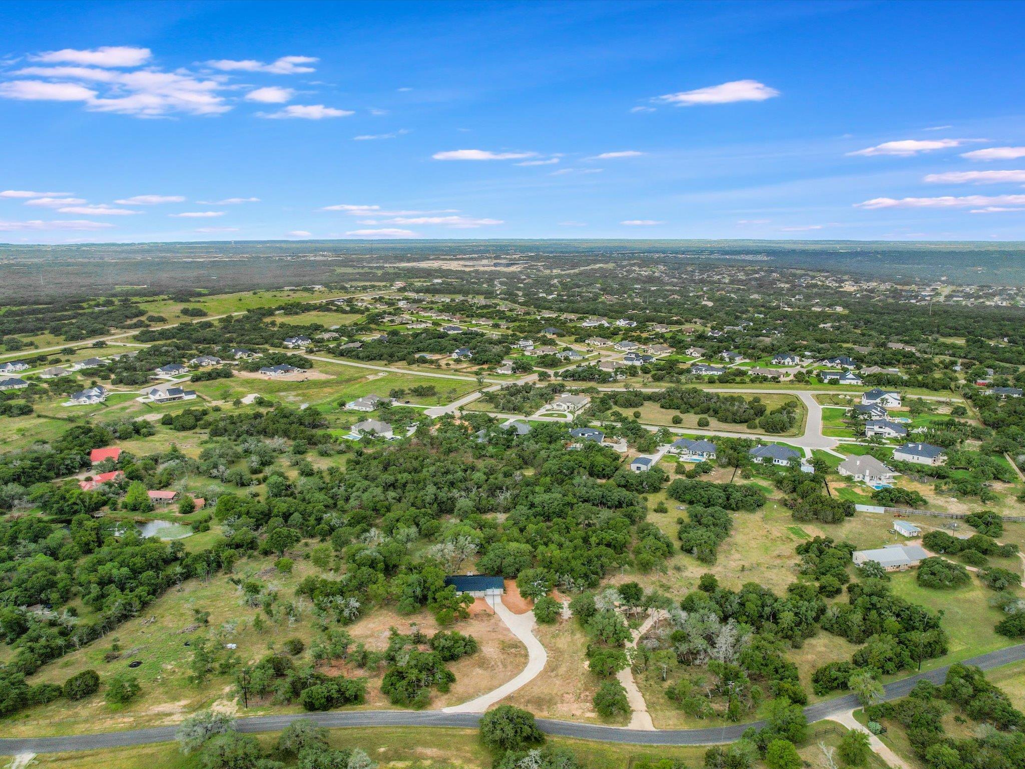 353 San Gabriel Oaks Dr, Liberty Hill, TX 78642