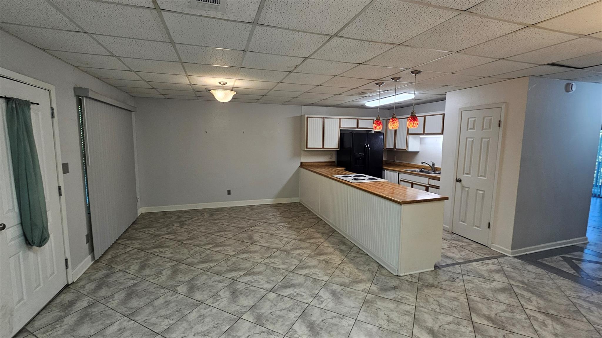 170 Interstate Dr # B, Buda, TX 78610