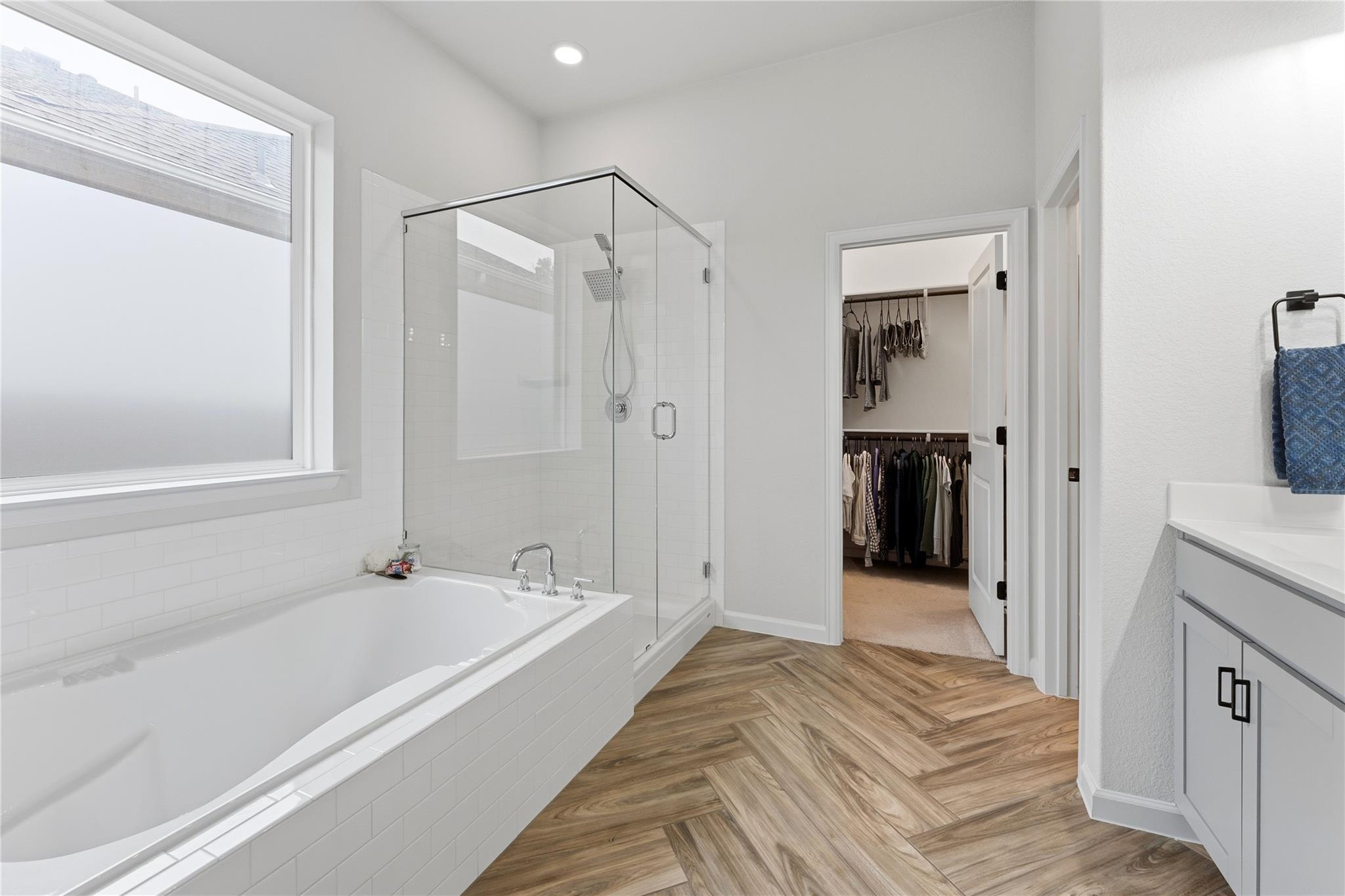 254 Dayridge Dr, Dripping Springs, TX 78620