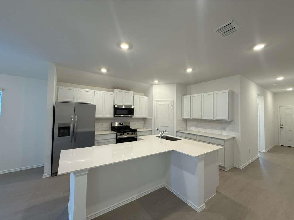 591 Sormonne Loop, Kyle, TX 78640