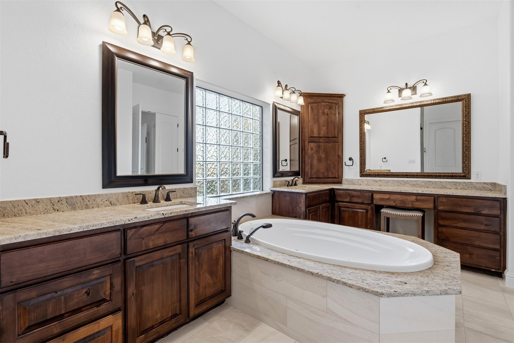 12509 Trails End Rd, Leander, TX 78641