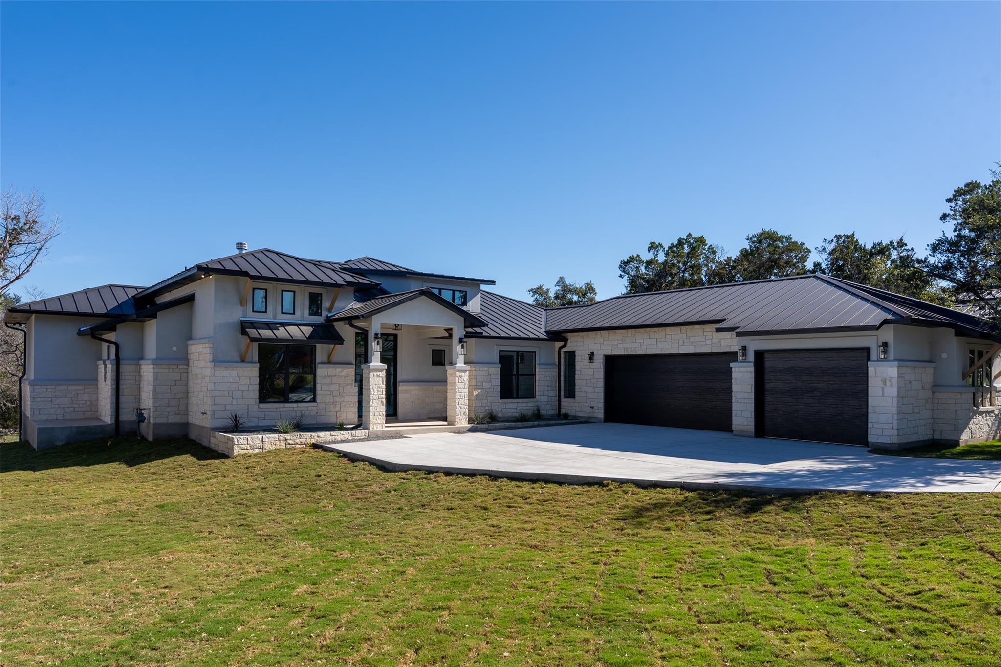 1283 Bunker Ranch Blvd, Dripping Springs, TX 78620