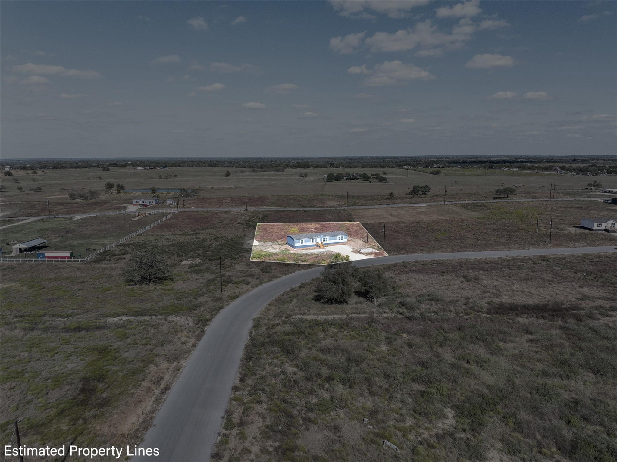 420 Beckham Dr, Dale, TX 78616