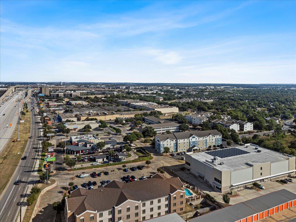 13625 Pond Springs Rd # 102, Austin, TX 78729