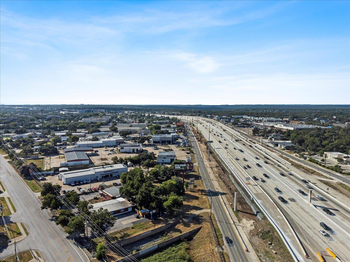 13625 Pond Springs Rd # 102, Austin, TX 78729