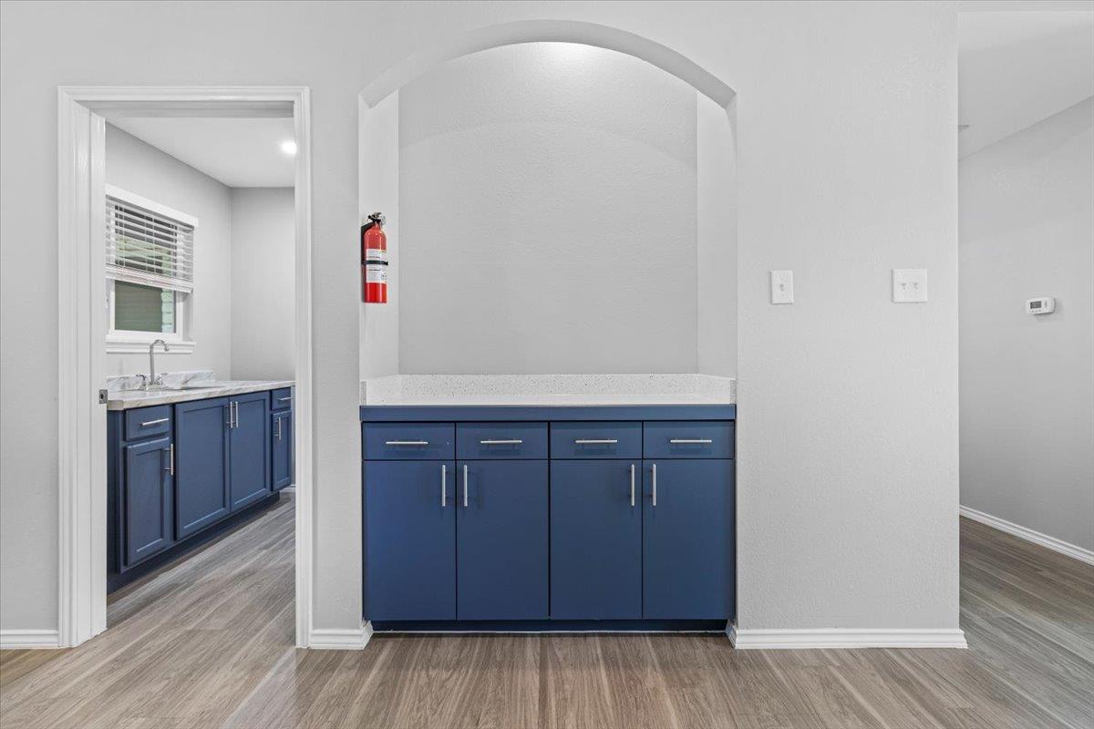 13625 Pond Springs Rd # 102, Austin, TX 78729