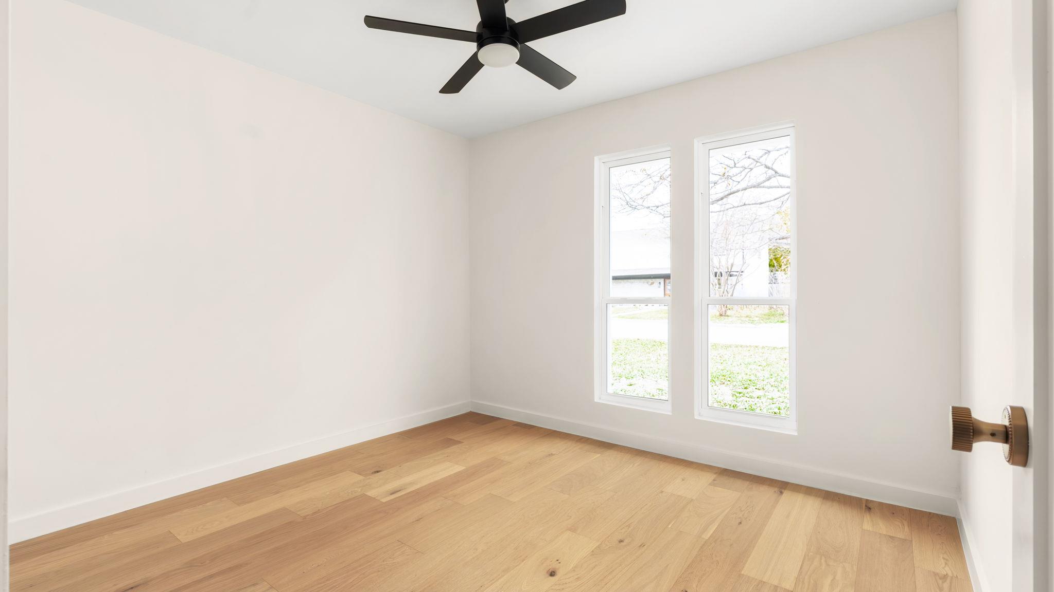 3101 Val Dr, Austin, TX 78723