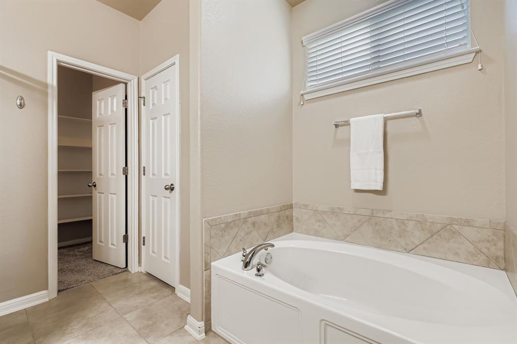 2712 Pedernales Falls Dr, Pflugerville, TX 78660