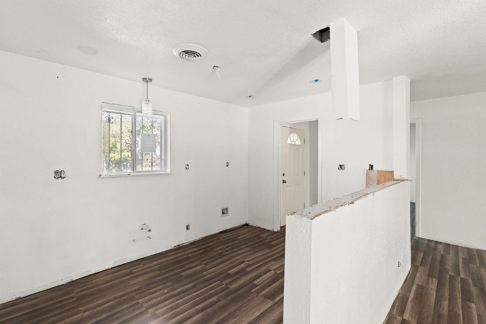 806 W Bryce Ave, Killeen, TX 76541