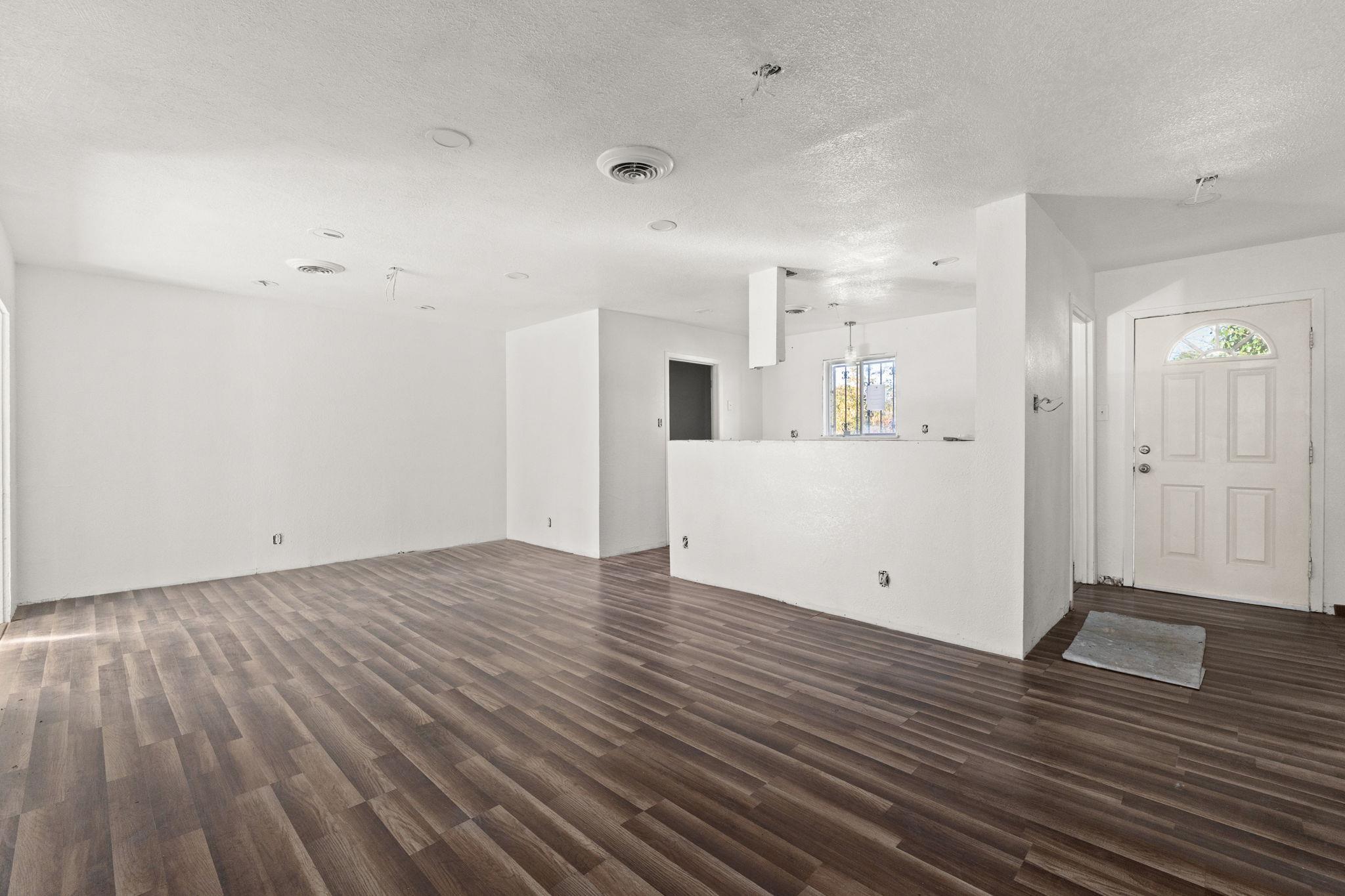 806 W Bryce Ave, Killeen, TX 76541