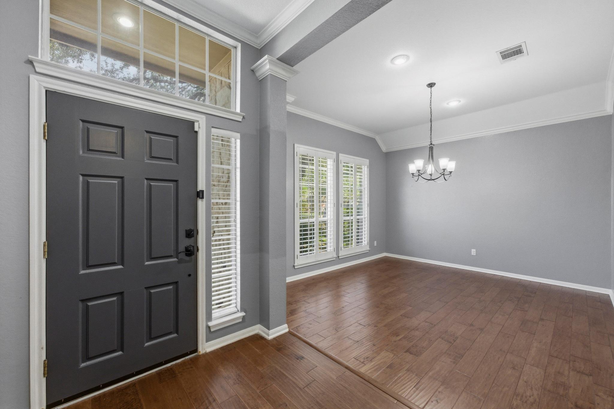 6213 Mesa Grande Dr, Austin, TX 78749